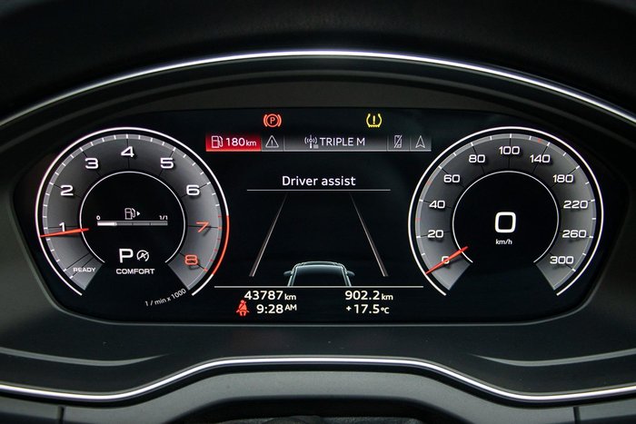 2021 Audi Q5 45 TFSI Sport