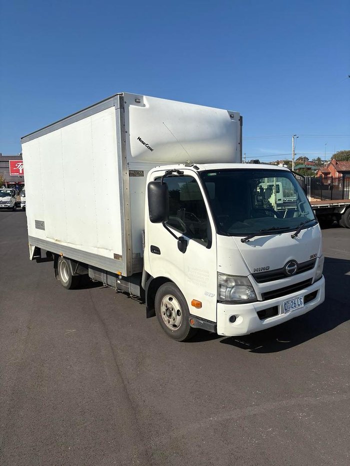 2012 Hino 300 617 Pantech White