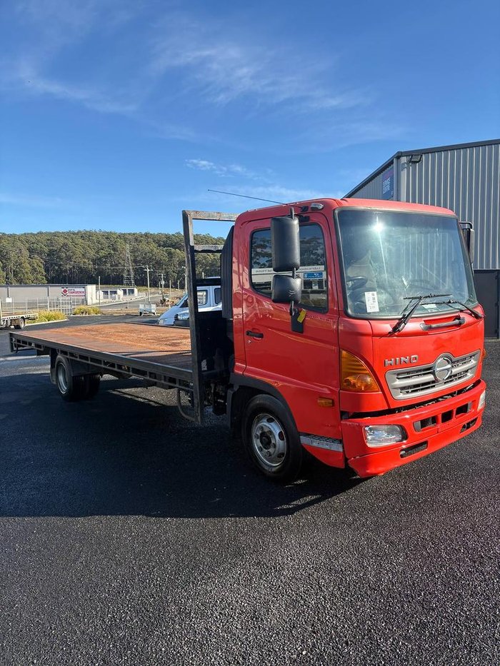2015 Hino Fc7j White