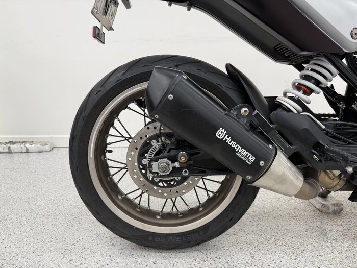 2021 HUSQVARNA VITPILEN 401 grey