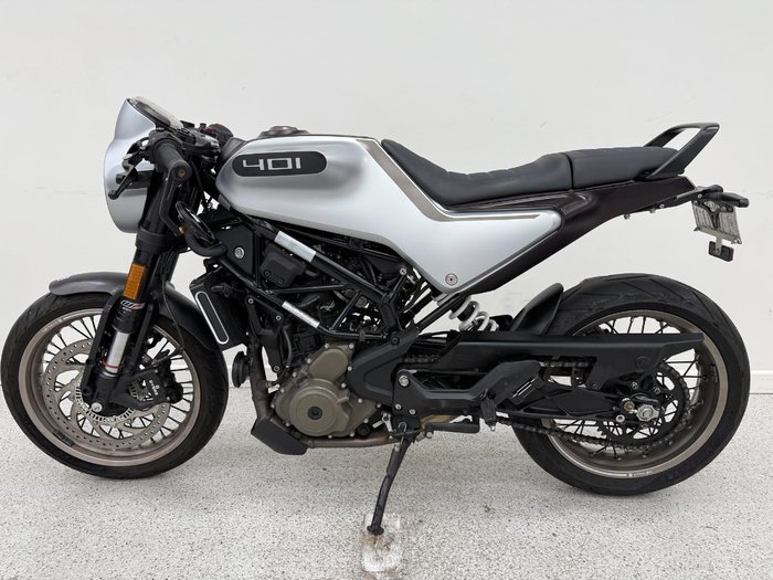 2021 HUSQVARNA VITPILEN 401 grey
