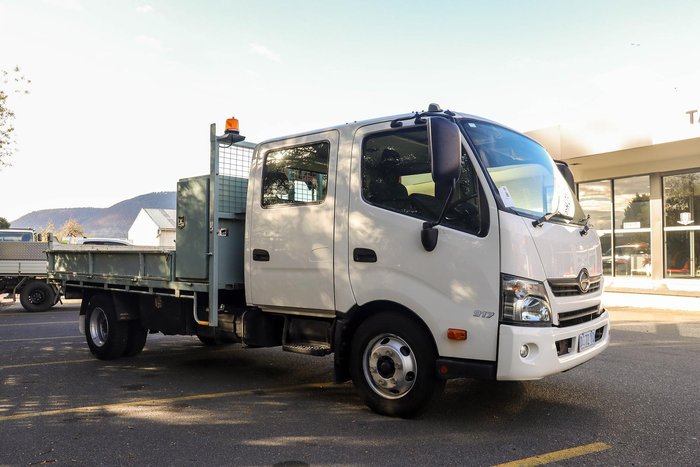 2015 Hino 300 917 Crew Cab Tipper White