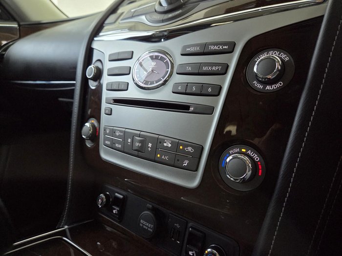 2018 INFINITI QX80 S Premium