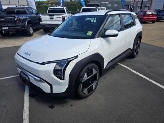 2025 Kia EV3 Earth Long Range