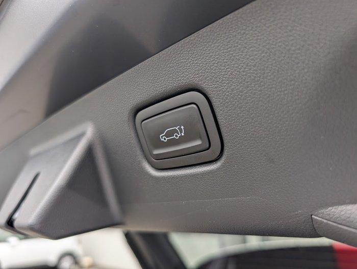 2025 Hyundai Kona Premium 2WD