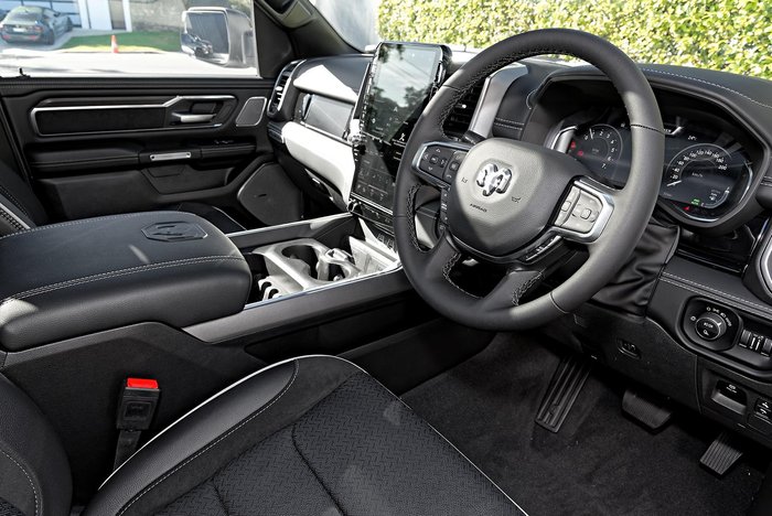 2025 RAM 1500 Laramie Sport Hurricane SO RamBox