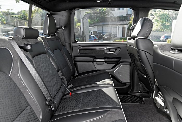 2025 RAM 1500 Laramie Sport Hurricane SO RamBox