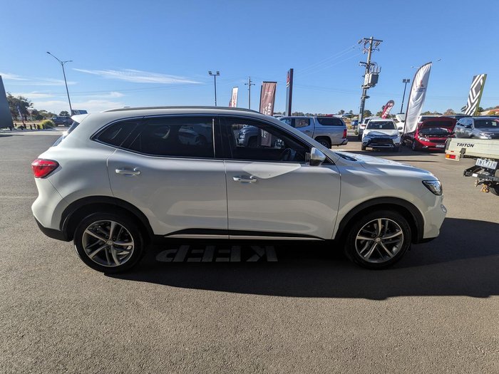 2022 MG HS Excite X