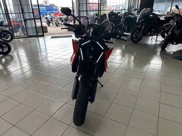 2024 KTM 990 Duke Duke Orange