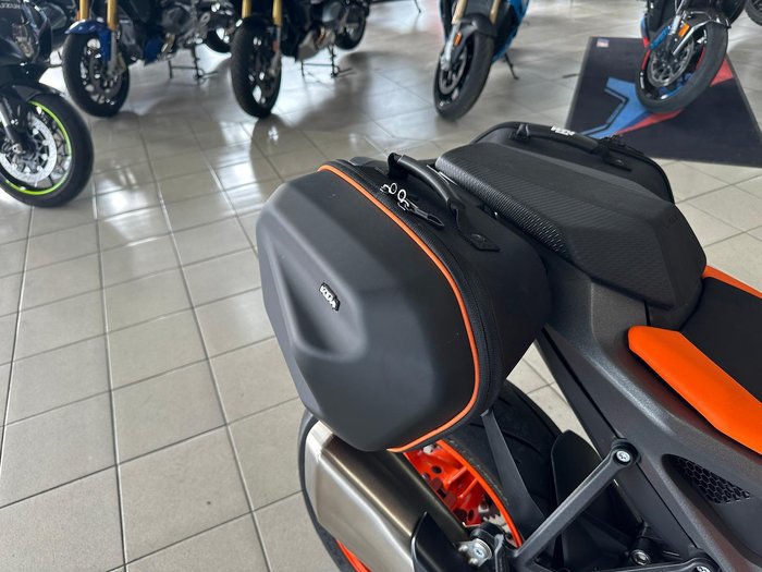 2024 KTM 990 Duke Duke Orange