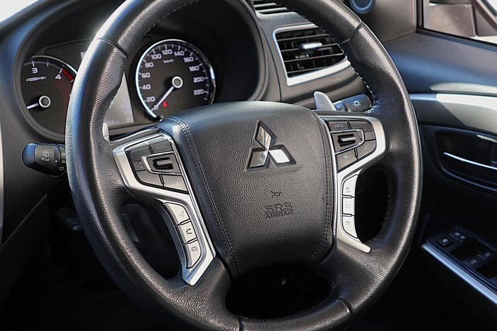 2021 Mitsubishi Pajero Sport GLS
