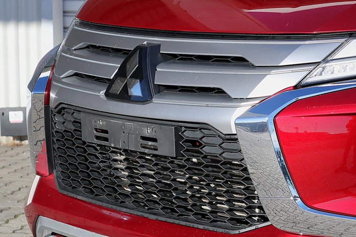 2021 Mitsubishi Pajero Sport GLS