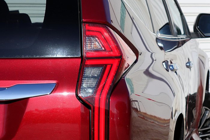 2021 Mitsubishi Pajero Sport GLS