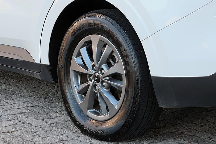 2022 Kia Carnival S