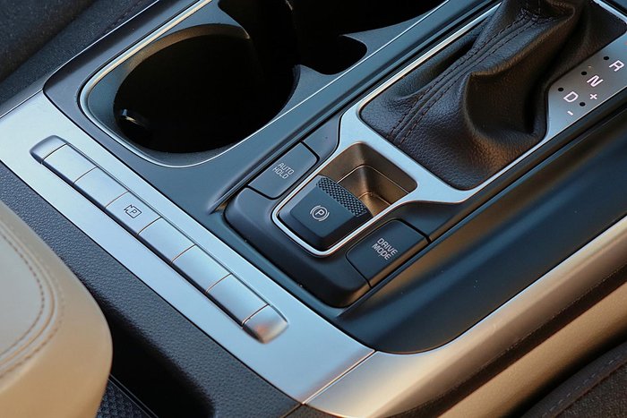 2022 Kia Carnival S