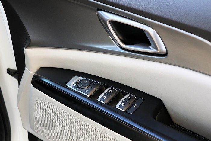 2022 Kia Carnival S