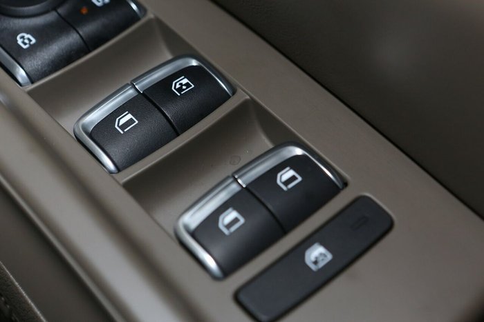 2025 Kia Carnival S