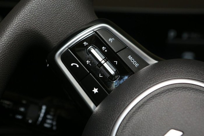 2025 Kia Carnival S