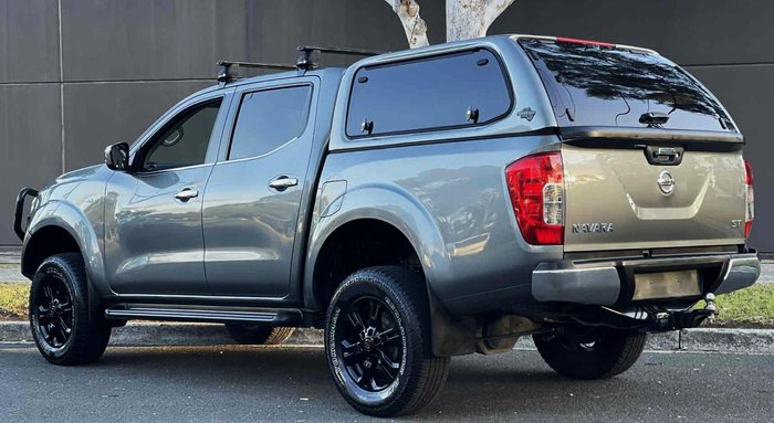 2020 Nissan Navara ST