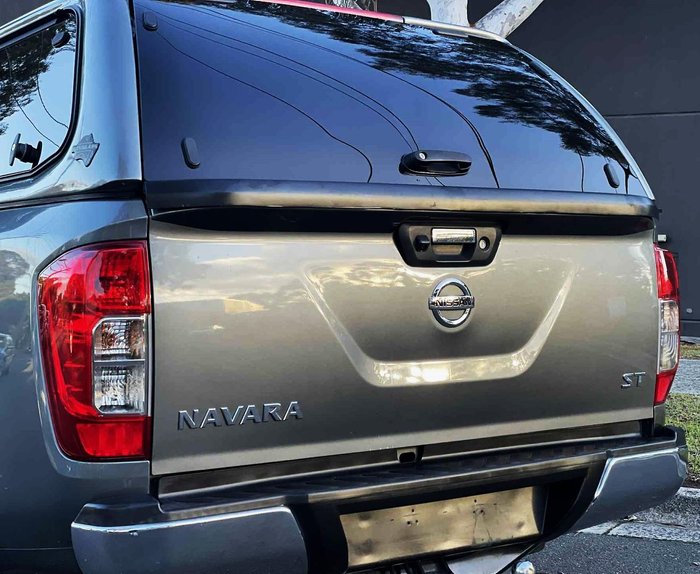 2020 Nissan Navara ST