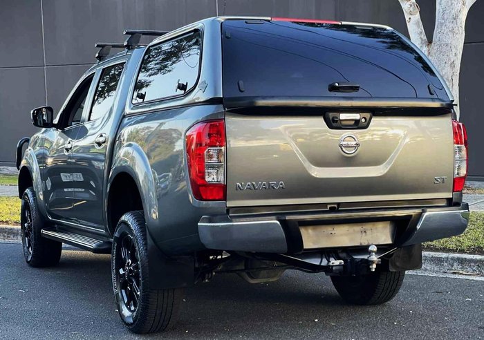 2020 Nissan Navara ST