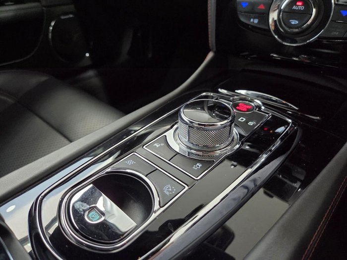 2014 Jaguar XKR