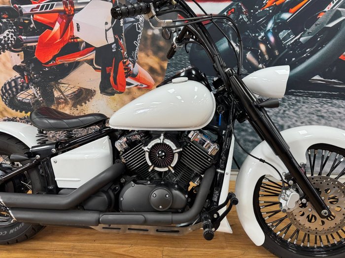 2018 Yamaha XVS650 V-STAR CUSTOM PEARL WHITE
