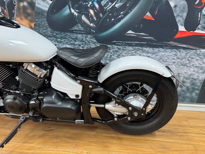 2018 Yamaha XVS650 V-STAR CUSTOM PEARL WHITE