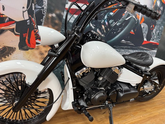 2018 Yamaha XVS650 V-STAR CUSTOM PEARL WHITE