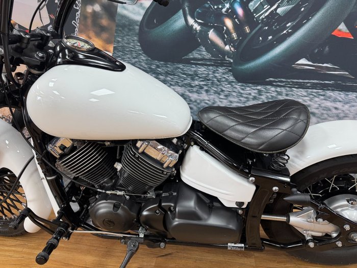 2018 Yamaha XVS650 V-STAR CUSTOM PEARL WHITE