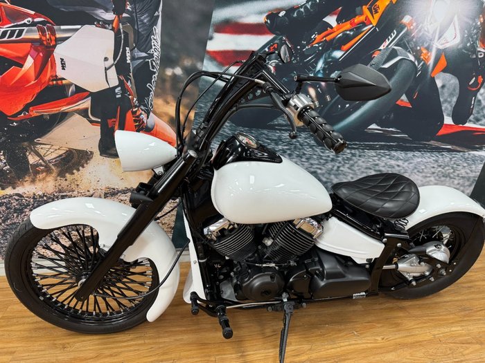 2018 Yamaha XVS650 V-STAR CUSTOM PEARL WHITE