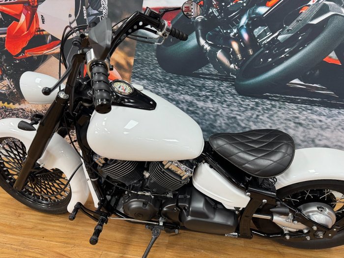2018 Yamaha XVS650 V-STAR CUSTOM PEARL WHITE
