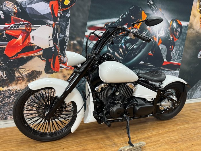 2018 Yamaha XVS650 V-STAR CUSTOM PEARL WHITE