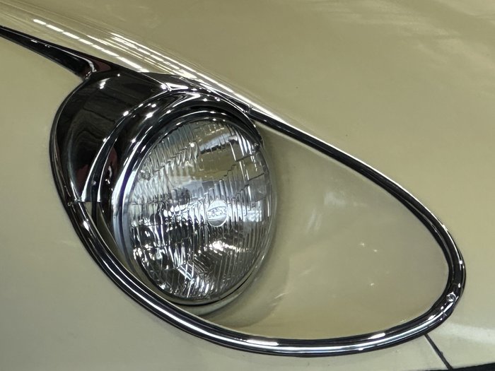 1972 Jaguar E-Type 2+2