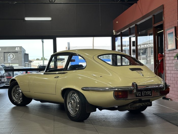 1972 Jaguar E-Type 2+2