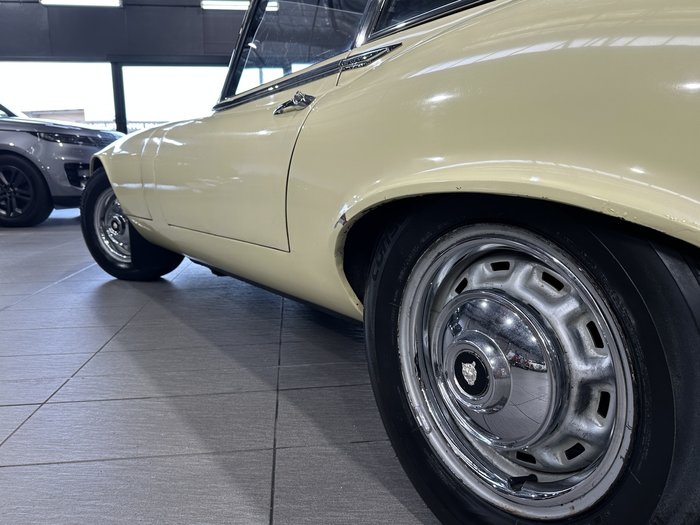 1972 Jaguar E-Type 2+2