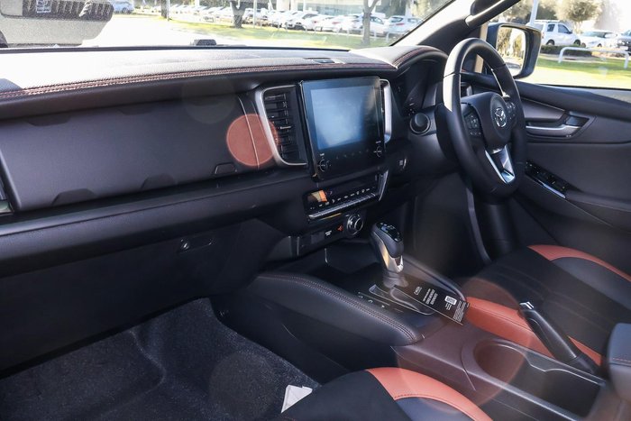 2025 Mazda BT-50 SP