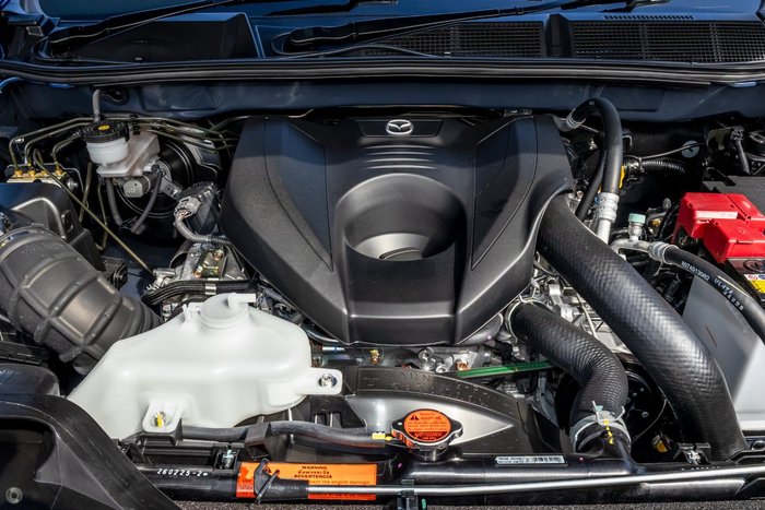2025 Mazda BT-50 SP
