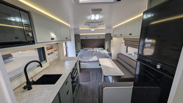 2025 JB Caravans 22'6 Sting Bunk Family