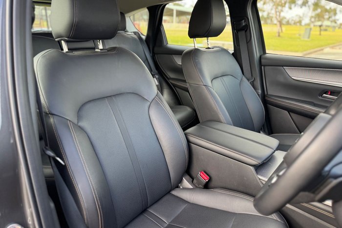 2024 Mazda CX-60 G40e Evolve