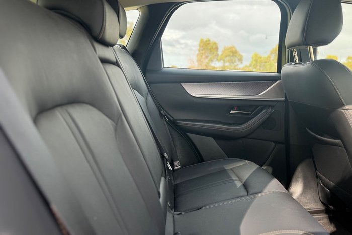 2024 Mazda CX-60 G40e Evolve
