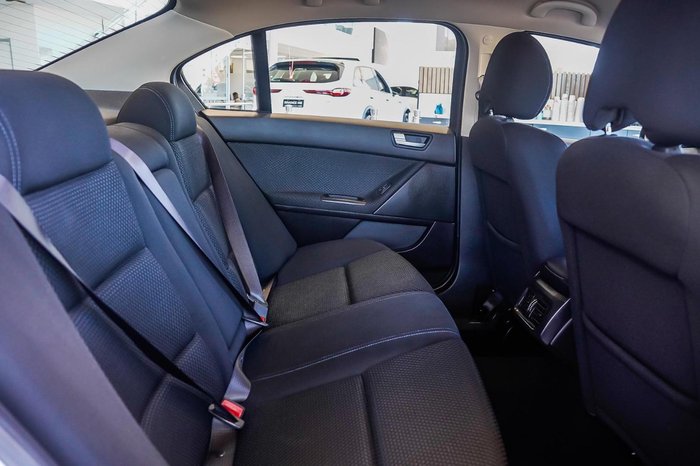 2013 Ford Falcon XR6 FG MkII Winter White