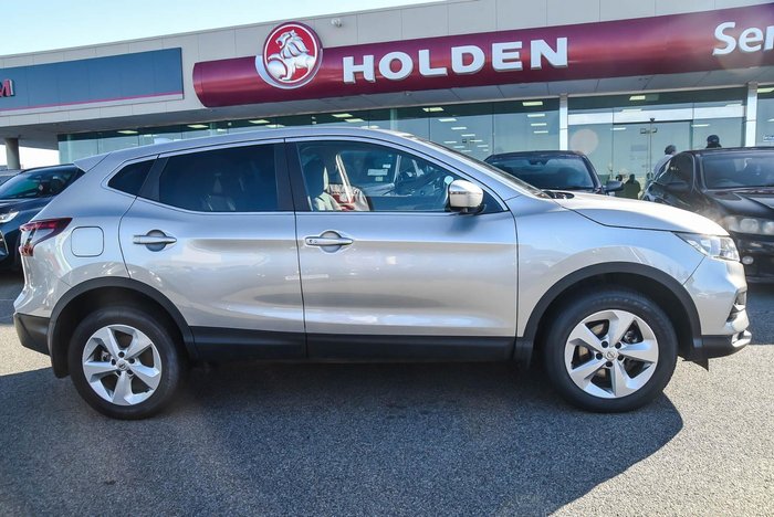 2020 Nissan QASHQAI ST+