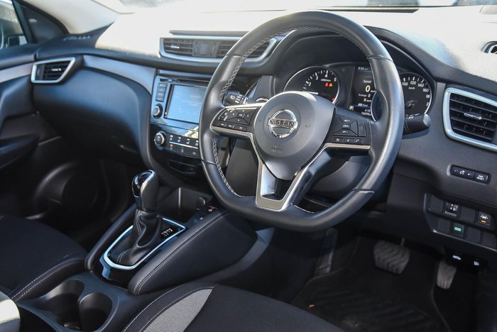 2020 Nissan QASHQAI ST+