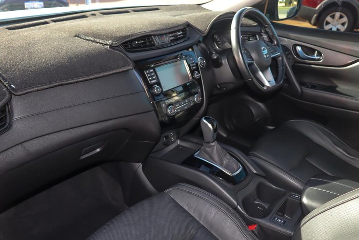 2020 Nissan X-TRAIL ST-L