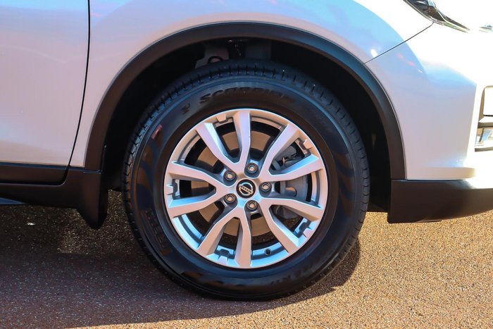 2020 Nissan X-TRAIL ST-L