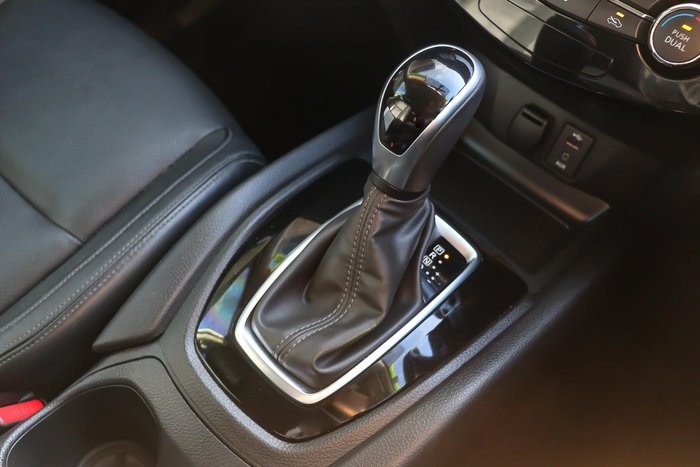 2020 Nissan X-TRAIL ST-L