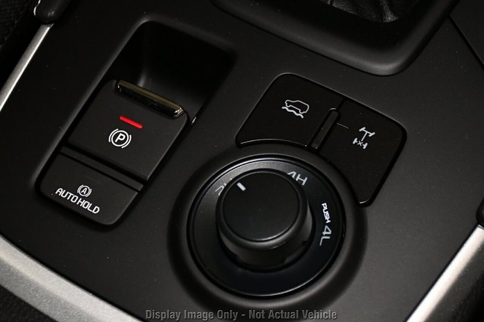 2025 Isuzu MU-X LS-M