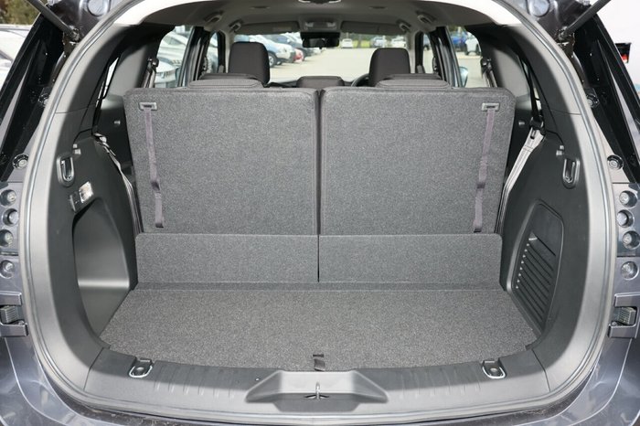 2025 Isuzu MU-X LS-M