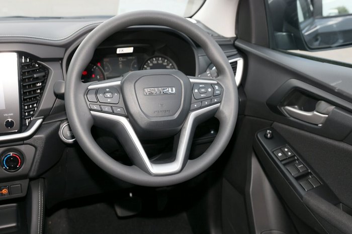 2025 Isuzu MU-X LS-M